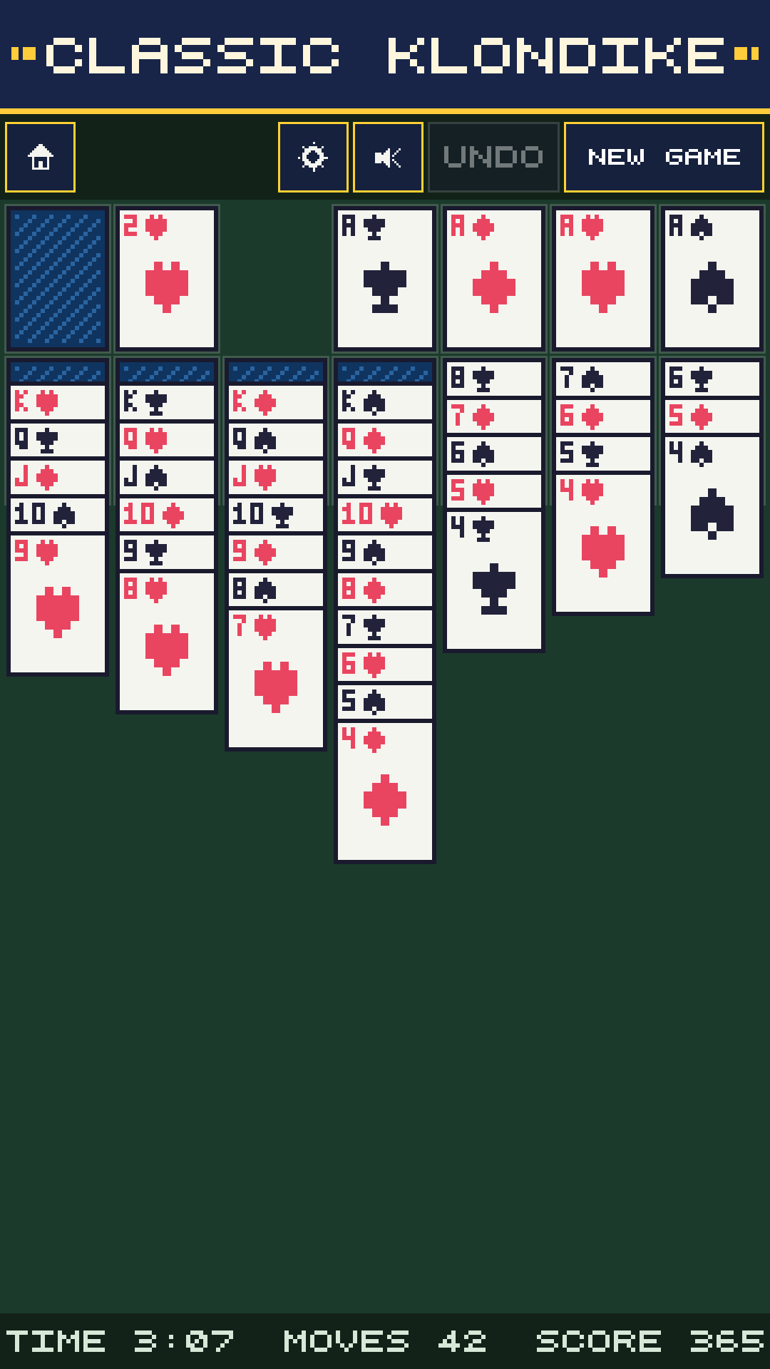 A dealt Klondike solitaire board in Solitaire Pixels